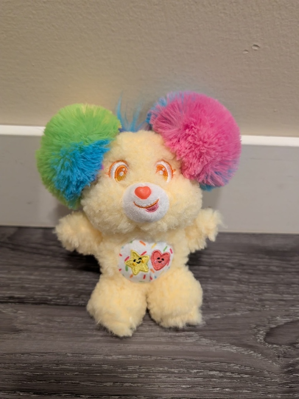 Care Bears Suger Cuties Sweet Celebration Scented Plush Keychain